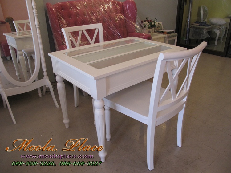 โต๊ะรับประทานอาหาร สีขาวสไตล์วินเทจ ร้านทำเฟอร์นิเจอร์วินเทจ