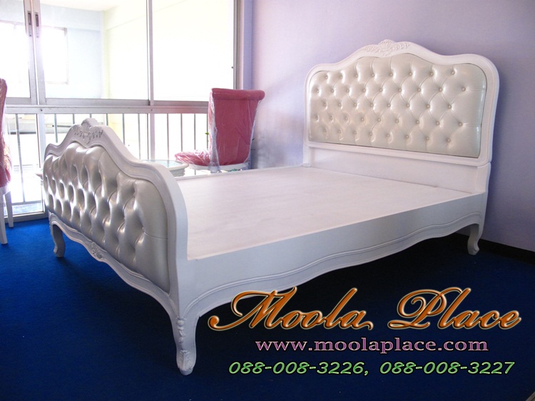 เตียงนอนสไตล์วินเทจ หลุยส์ ขนาด 5 ฟุต