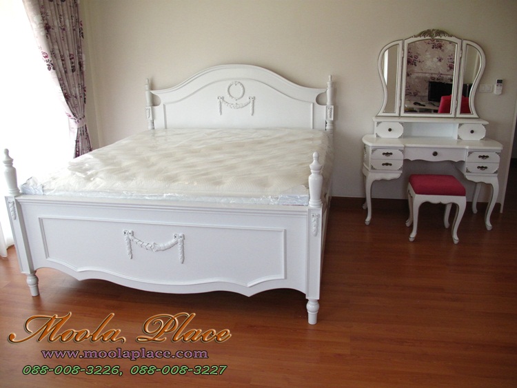 เตียงนอนสไตล์วินเทจ หัวเตียงและปลายเตียงแกะสลัก ขนาด 6 ฟุต เตียงนอนสไตล์วินเทจ หัวเตียง ปลายเตียง และเสาเตียงแกะสลัก ขนาด 6 ฟุต