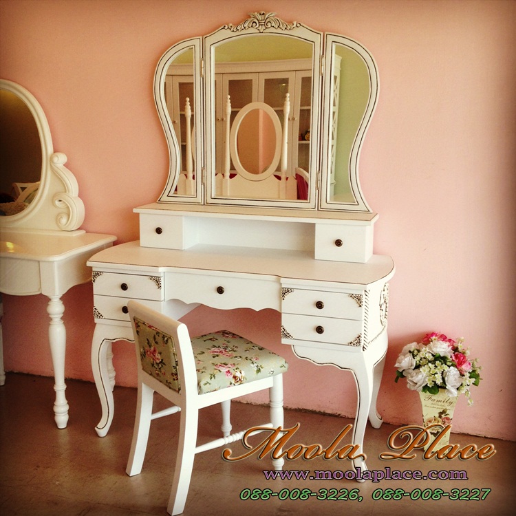 เฟอร์นิเจอร์วินเทจ โต๊ะเครื่องแป้ง